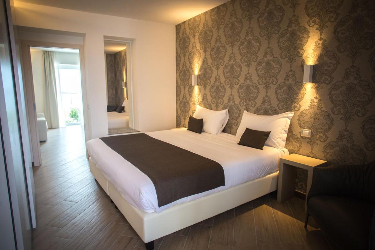 Hotel Ponti Анджера Екстериор снимка