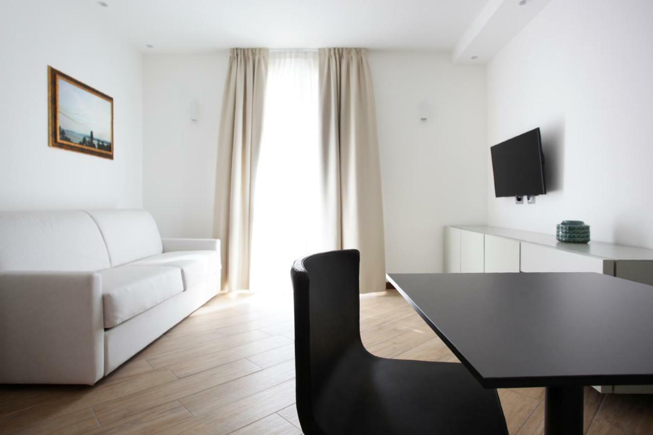 Hotel Ponti Анджера Екстериор снимка